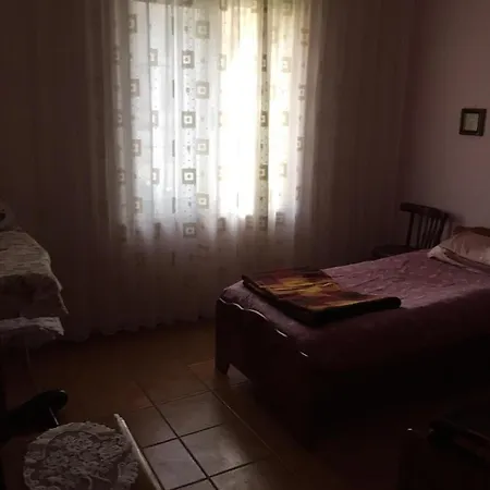 Mercato 56 게스트하우스 Durrës